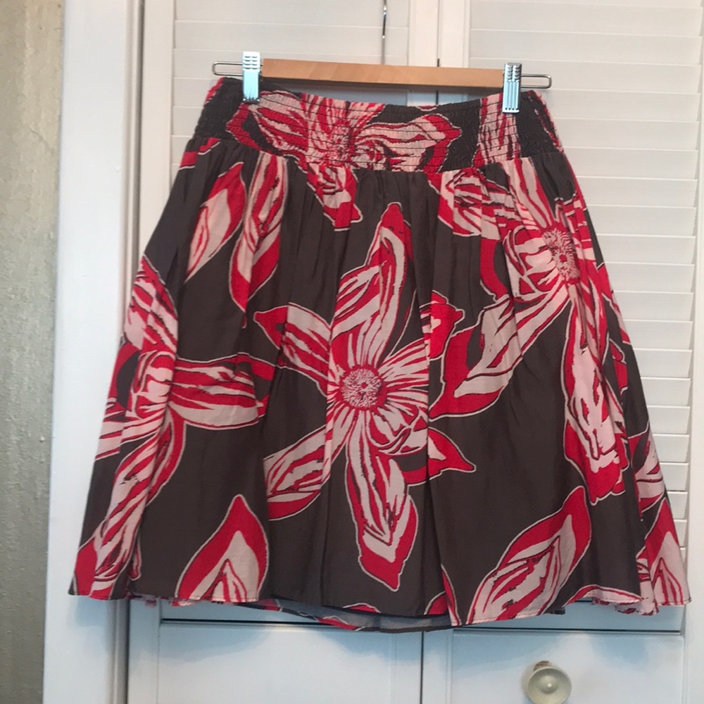 Gorgeous Club Monaco floral skirt